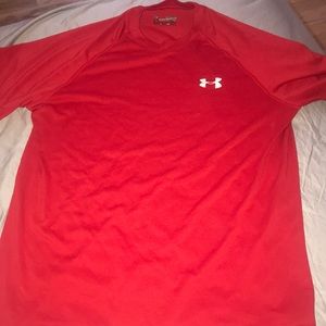 Red under armor t shirt